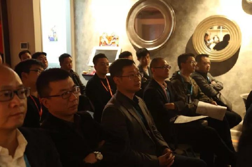 上海市咸宁商会第一期下午茶之中小微企业融资沙龙成功举行